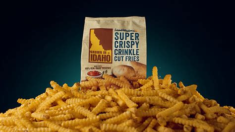 Lamb Weston Super Crispy Crinkle Cut Fries logo