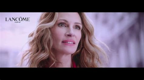 Lancôme La Vie Est Belle TV Spot, 'Gift' Featuring Julia Roberts, Song by Hannah Grace created for Lancôme Fragrances