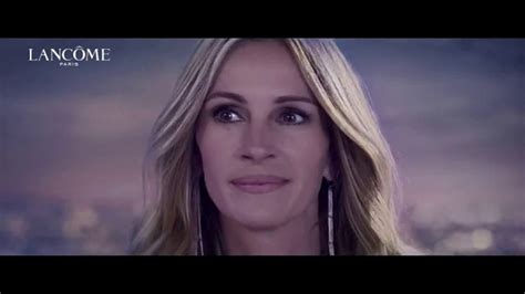 Lancôme Oui La Vie Est Belle TV Spot, 'Brilla' con Julia Roberts, canción de Josef Salvat created for Lancôme Fragrances