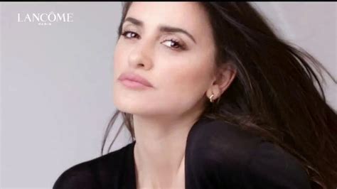 Lancôme Paris Rénergie Lift Multi-Action Ultra TV Spot, 'Descubrir' con Penelope Cruz featuring Penelope Cruz