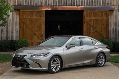 Lexus ES Hybrid logo