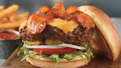 Longhorn Steakhouse Cheese Burger Combo