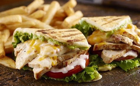 Longhorn Steakhouse Chicken Avocado Melt tv commercials