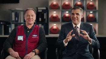 Lowe's TV Spot, 'Do It Wright Playbook: Yardsmanship' Featuring Jay Wright featuring Jay Wright