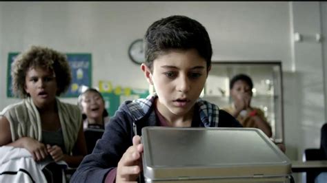 Lunchables with Smoothie TV Spot, 'Lunchroom Mystery'