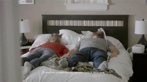 Luvs NightLock TV Spot, 'Naptime'