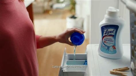 Lysol Laundry Sanitizer TV Spot, 'No te quieres ni enterar' created for Lysol (Laundry)