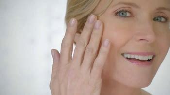 MD Complete Skincare TV Spot, 'Everyone is Talking About'