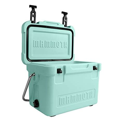 Mammoth Coolers Back the Blue Cruiser Cooler