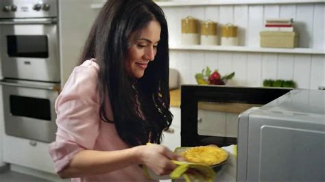 Marie Callenders Chicken Pot Pie TV commercial - Date Night