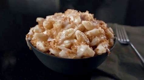 Marie Callenders Creamy Vermont Mac & Cheese Bowl TV commercial - Dancing While Eating