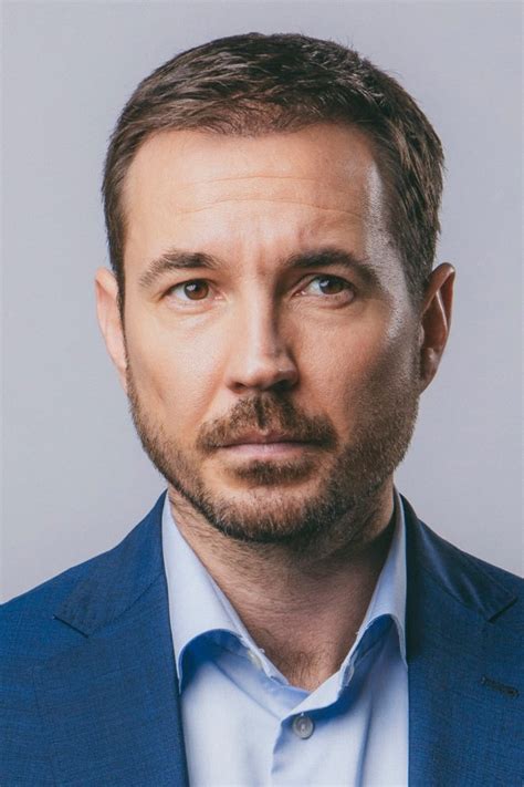 Martin Compston photo