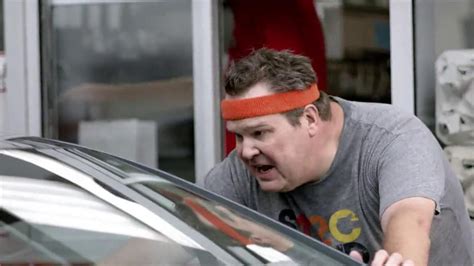 Mastercard TV Spot, 'Running with Eric Stonestreet' Featuring Eric Stonestr featuring Danielle Gross