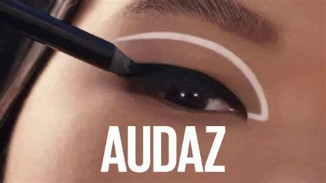 Maybelline New York Tattoo Studio Gel Pencil TV Spot, 'Luce audaz' created for Maybelline New York