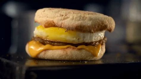 McDonald's TV Spot, 'Wake Up Breakfast' featuring Carmen Rojas