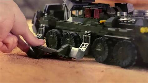 Mega Bloks Halo TV Spot, 'Strike Back'