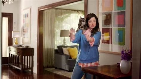 Meow Mix Irresistibles TV Spot, 'Cat Dance' featuring Allison Latta