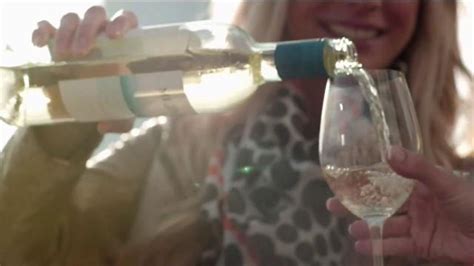 Mezzacorona Pinot Grigio TV Spot, 'Heritage'