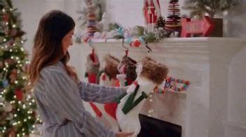 Michaels TV Spot, 'Makers Make the Holidays Magical' featuring Kandice Robins