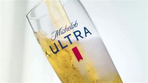 Michelob ULTRA TV commercial - El proceso canción de Steve Aoki y Maluma