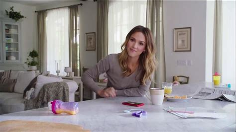 Microsoft Windows Phone 8 TV Commercial Featuring Jessica Alba