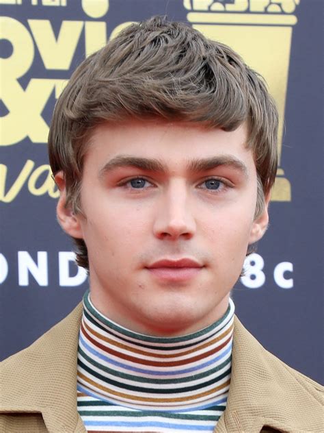 Miles Heizer photo