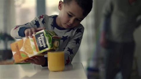 Minute Maid TV commercial - Sharing