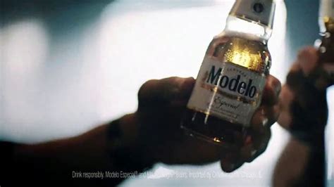 Modelo TV Spot, 'Hispanic Football Greats Fighting to Pave the Way' created for Modelo