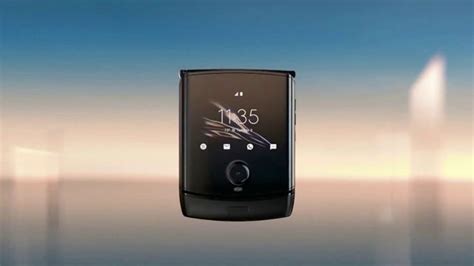 Motorola RAZR TV commercial - RAZR Has Arrived