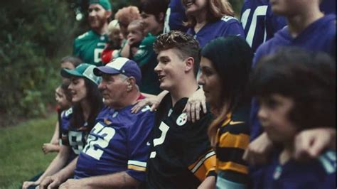 NFL Shop TV Spot, 'Vikings, Bengals, Eagles, Steelers, Cowboys Family' featuring Frank Hillman