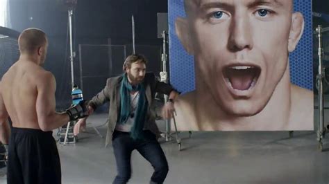 NOS Active TV Spot, 'GIF' Featuring Georges St-Pierre