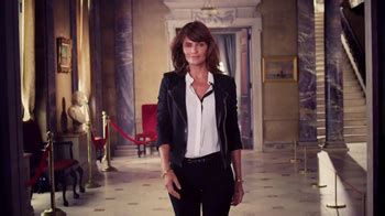 NYDJ TV Spot, 'Walk in Beauty' Featuring Helena Christensen