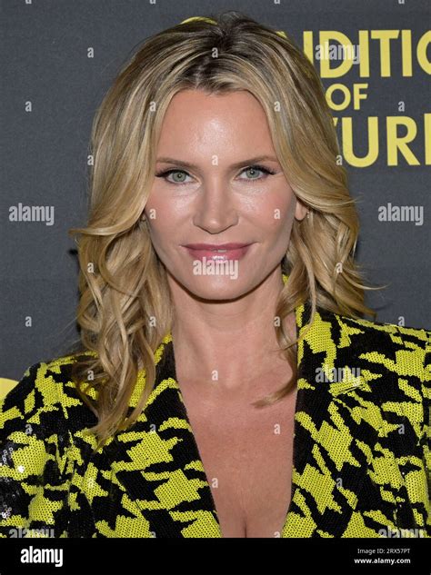 Natasha Henstridge photo