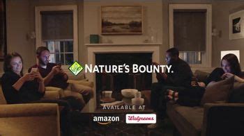 Nature's Bounty Lutetin Blue TV Spot, 'Couch'