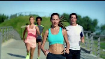 Neutrogena CoolDry Sport TV Spot, 'Get to the Top of Your Game'
