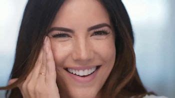 Neutrogena Hydro Boost TV Spot, 'Doble la hidratación' con Gaby Espino featuring Gaby Espino