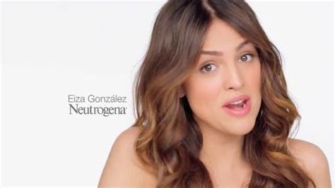 Neutrogena Oil-Free Acne Wash TV Spot., 'Clearer Skin' Feat. Eiza Gonzalez