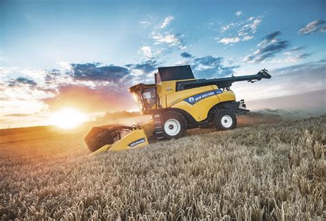 New Holland Agriculture CR Revelation Combine tv commercials