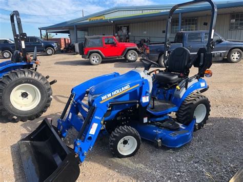 New Holland Agriculture Workmaster 25S logo