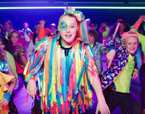 Nickelodeon TV Spot, 'Amazon: Jojo's Worldwide Party Remix' Featuring JoJo Siwa