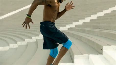Nike Flyknit TV Spot, 'Light. Strong' Featuring Kobe Bryant, Song by Suuns