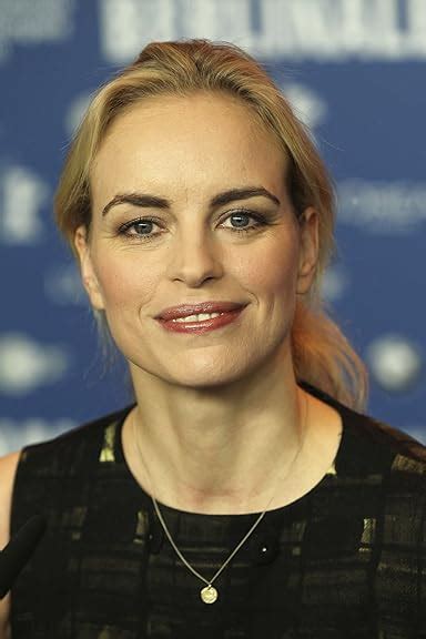 Nina Hoss tv commercials