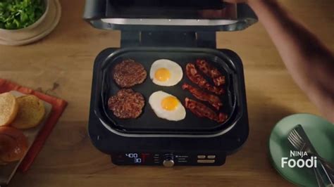 Ninja Cooking XL Pro Grill & Griddle TV Spot, 'Other Grills Can't'