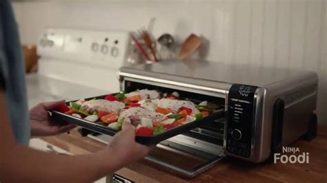 Ninja Foodi Digital Air Fry Oven TV Spot, 'Family-Sized Meals'