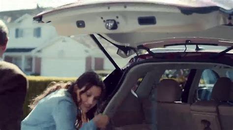 Nissan Rogue TV commercial - Family Visit
