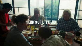 Northwestern Mutual TV Spot, 'Distant Relatives'