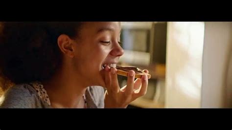 Nutella TV Spot, 'El desayuno suena mejor juntos' canción de American Authors created for Nutella