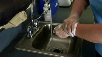 OKeeffes Working Hands TV commercial - Constant Washing: Cracked Hands