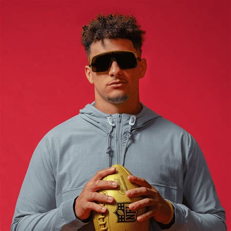 Oakley Sutro TI Patrick Mahomes II Collection