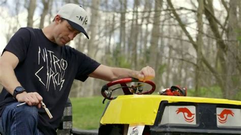 Oberto TV Spot, 'Lawn Mower' Featuring Travis Pastrana, Stephen A. Smith featuring Travis Pastrana